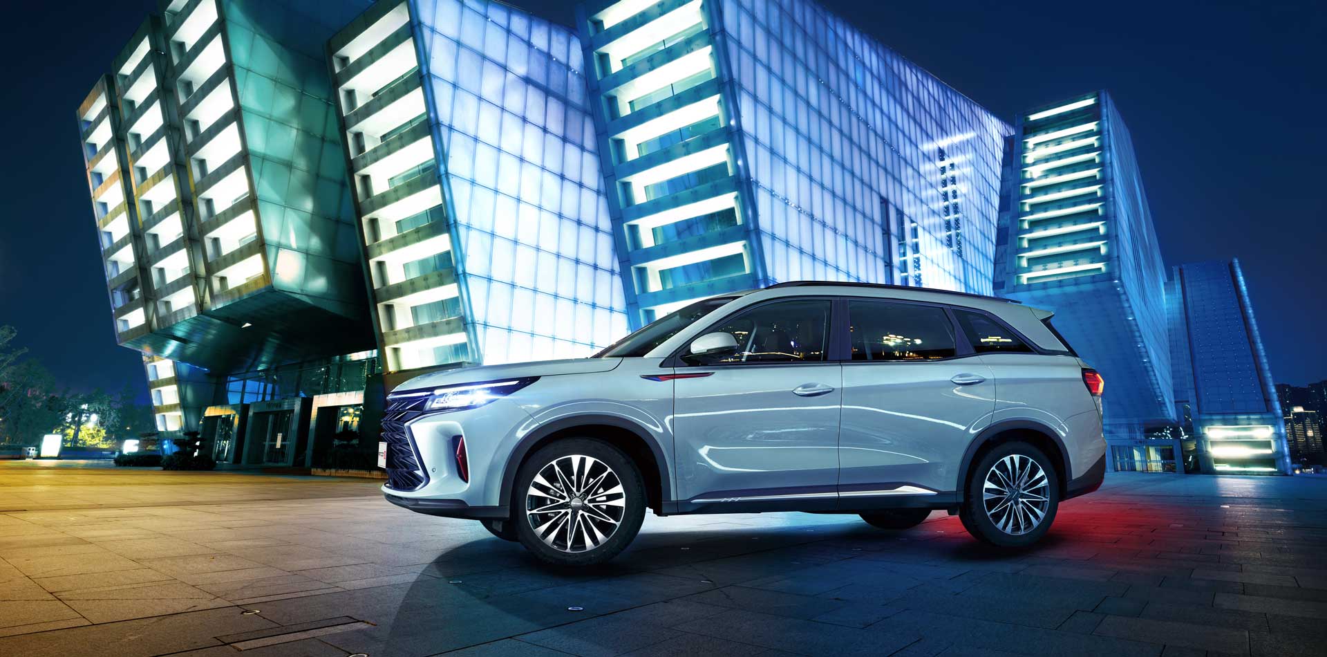 Nueva marca de autos disponible en México, DFSK llega de la mano de Motornation al país.