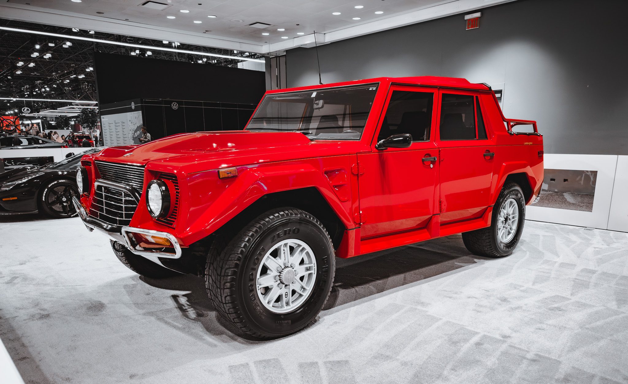 Lamborghini LM002
