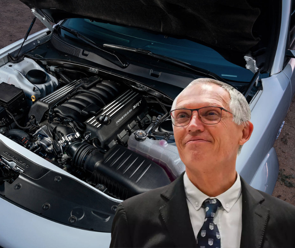 Sale Carlos Tavares de Stellantis y eso podría mantener vivos los motores V8 HEMI