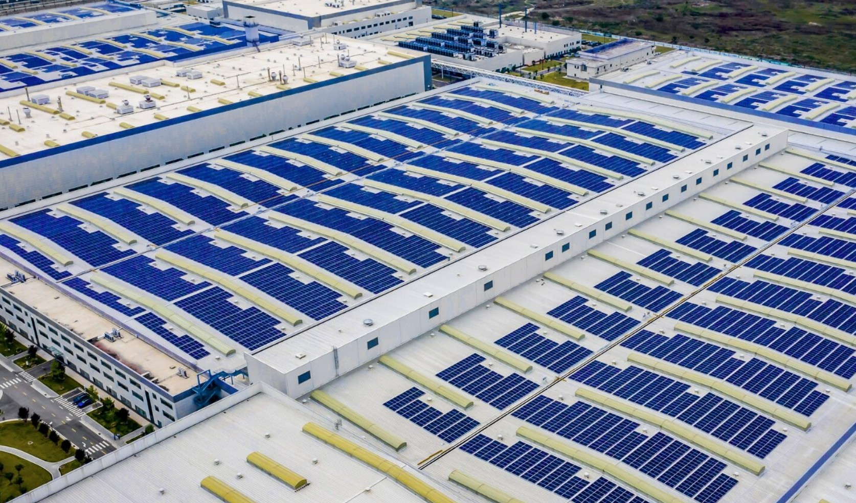 Geely Auto presenta avances en sostenibilidad, innovación y seguridad durante 2024