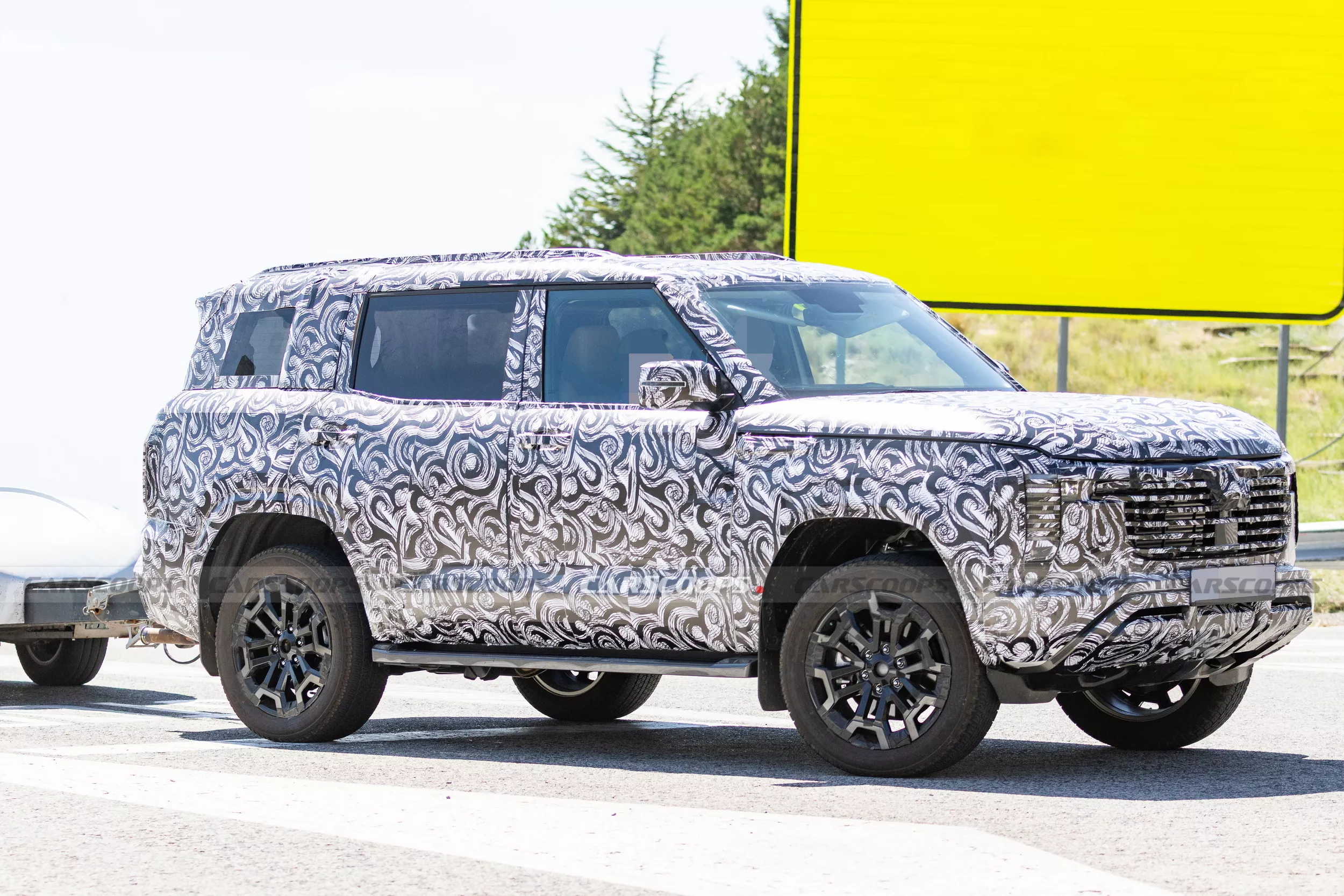 El renacer del Mitsubishi Montero: así luce el prototipo cazado