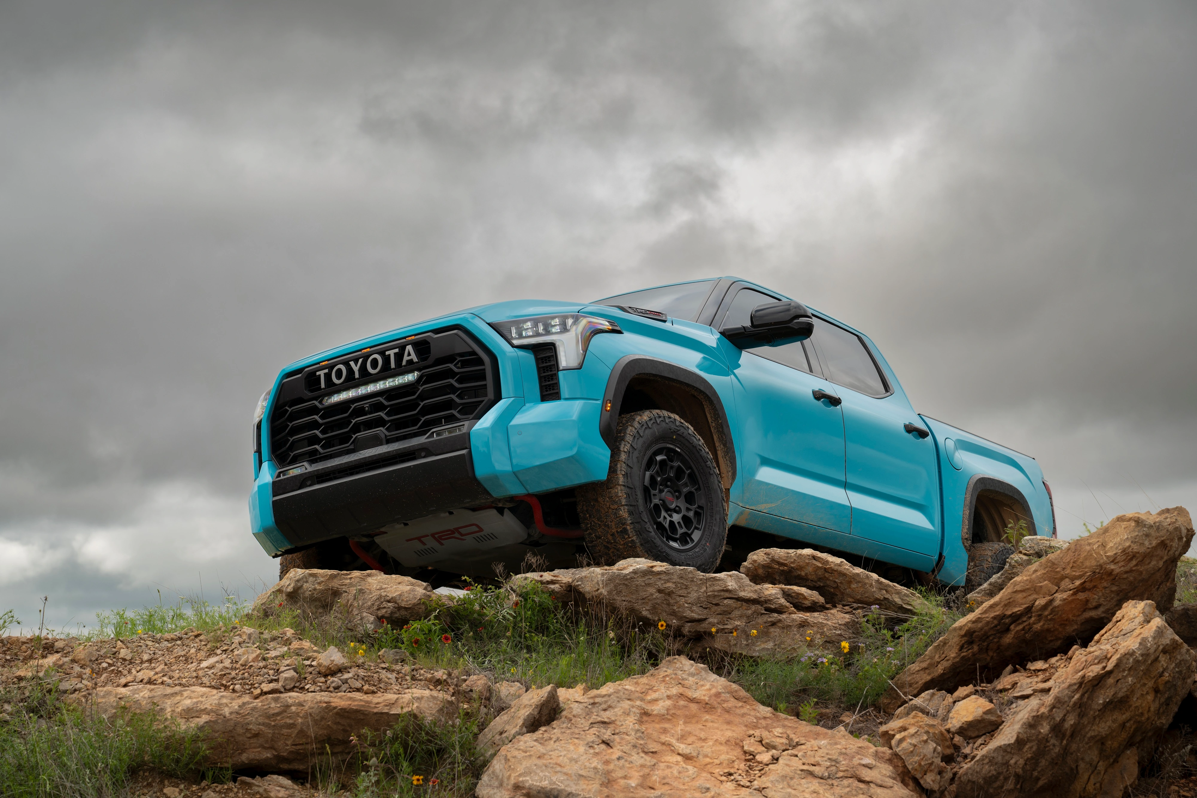 Toyota podría estar desarrollando una Tundra para competir contra Lobo Raptor