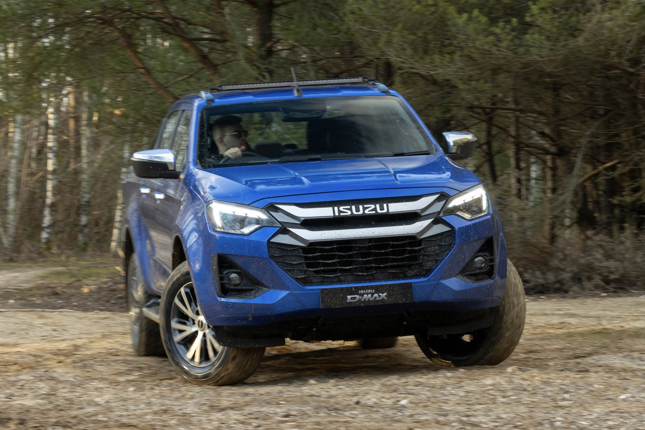 Isuzu D-MAX finalmente llega a México. Esto ofrece: