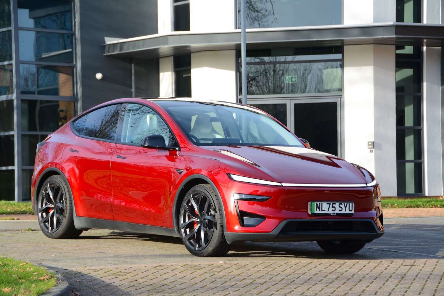UK car sales: Electric vehicles now account for nearly 30% of the British market
